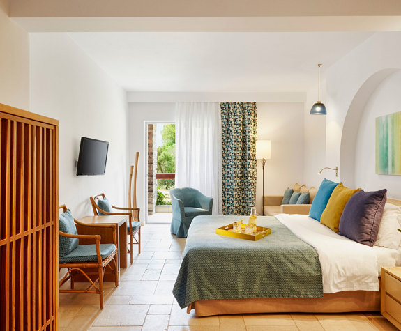 Eagles Palace Resort Chalkidiki junior Suite bedroom with double bed