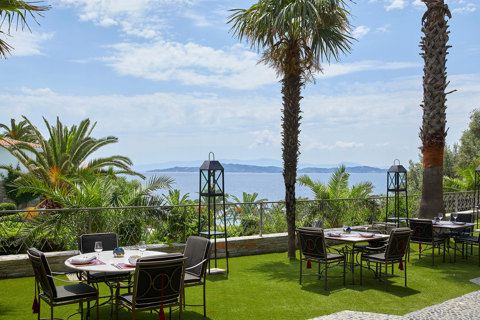 Eagles Resort Chalkidiki Vinum Restaurant outdoor table seats with sea views